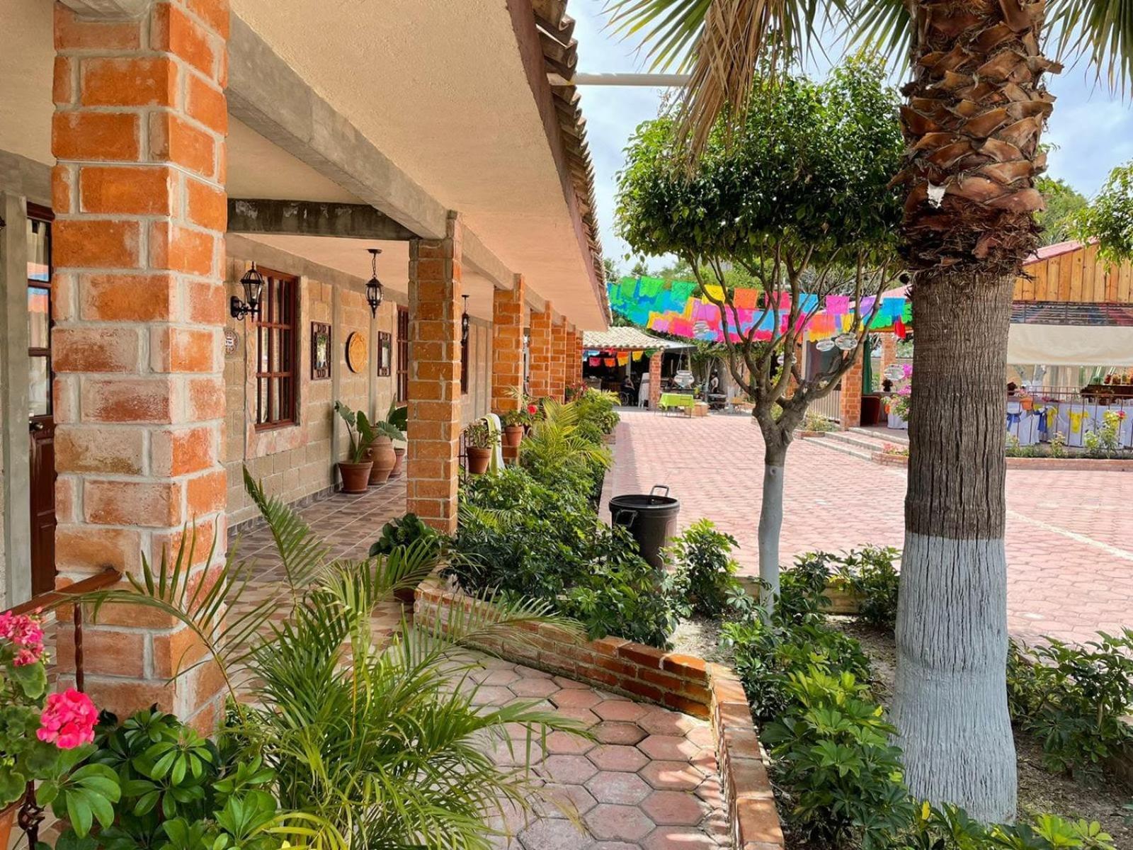 Hotel Posada Rancho Los Laureles El Rosario Xochitiopan エクステリア 写真